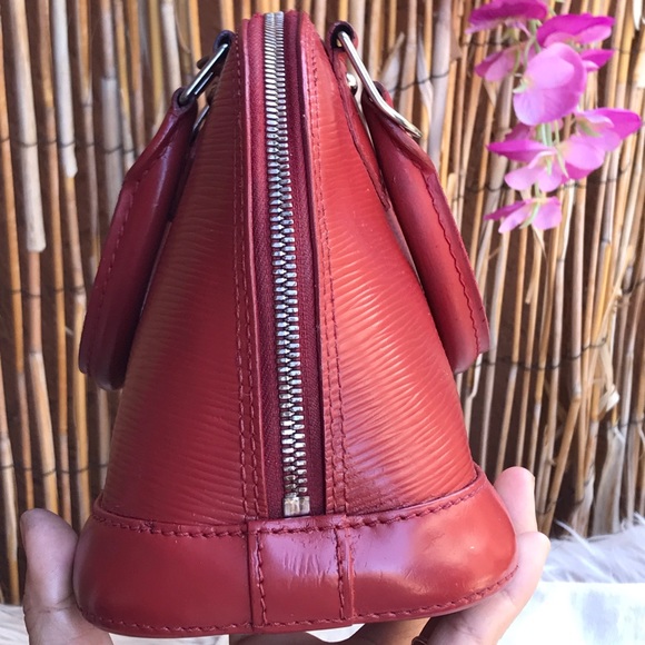 ❌SOLD ❌Authentic Louis Vuitton Alma BB 💥 - Picture 6 of 16